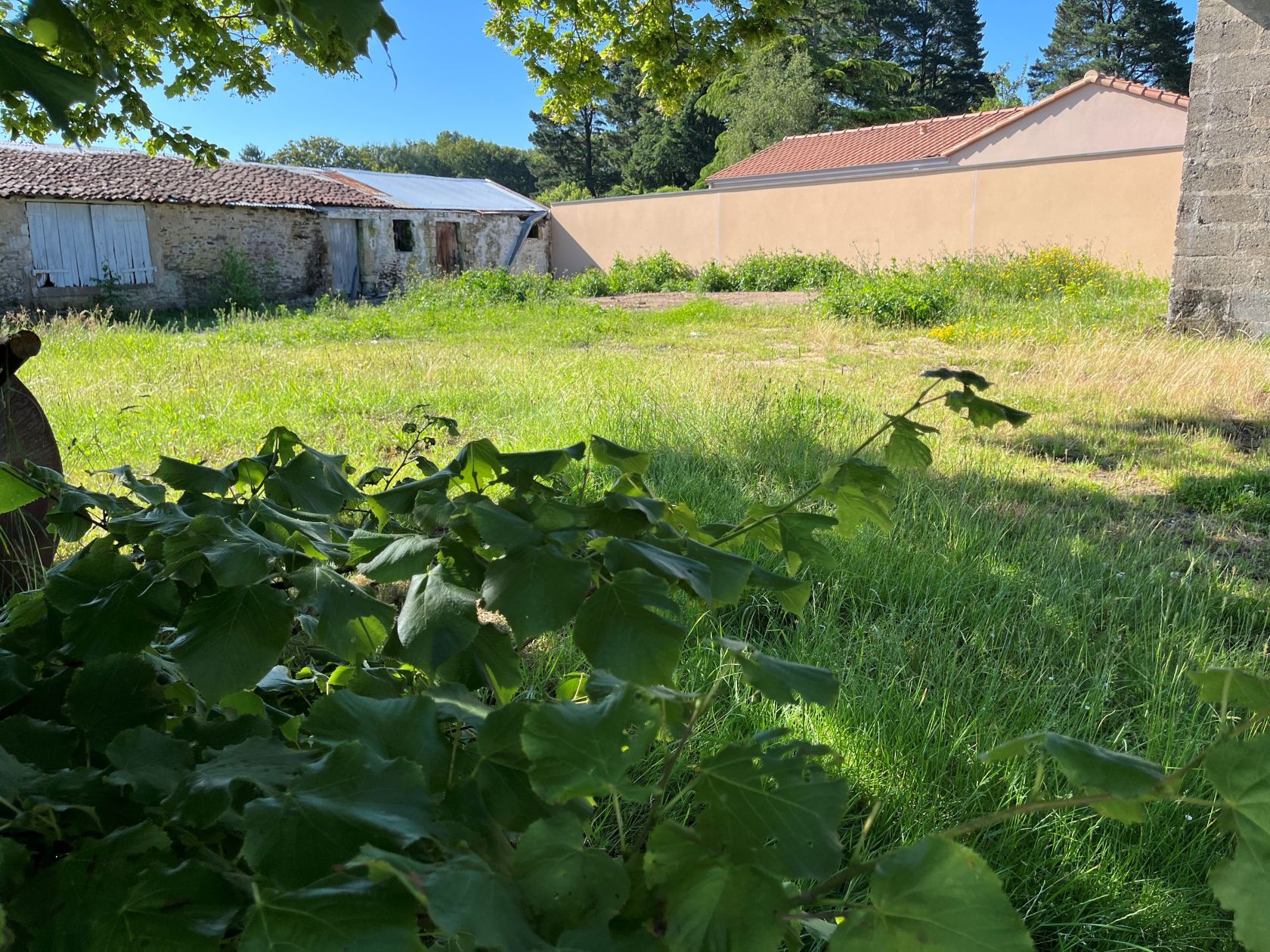 Terrain à bâtir de 410 m² à HAUTE-GOULAINE (44)